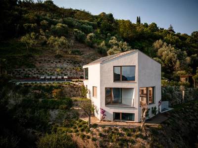 Villa Arias